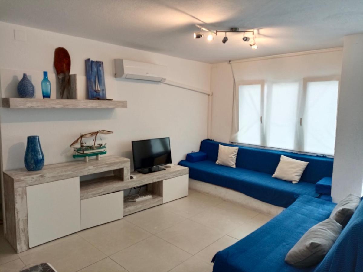 Apartamento Completo En กาดาเกส ภายนอก รูปภาพ